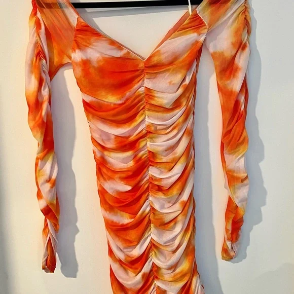 Off shoulder Tanner Dress Long Sleeve - Picture 7 of 8